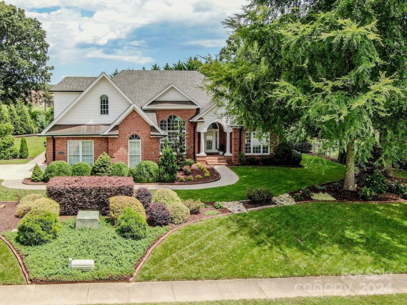 Property image 2 at 7535 Sedgebrook Drive, Stanley, NC 28164