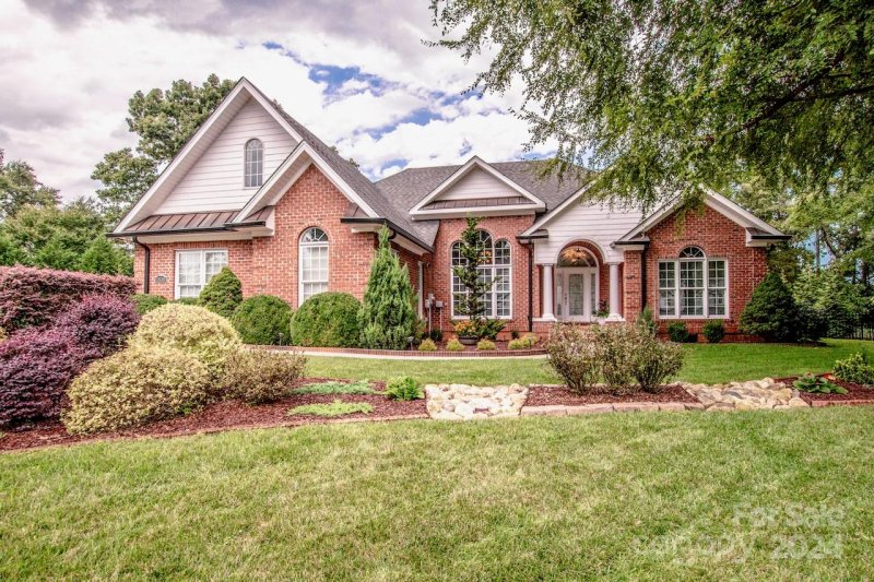 Property image 3 at 7535 Sedgebrook Drive, Stanley, NC 28164