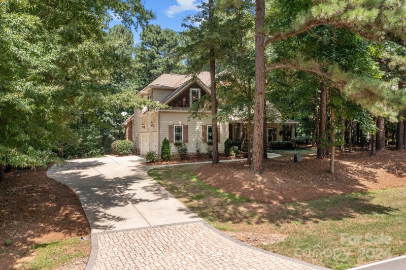 Property image 3 at 116 Liva Lane, Mooresville, NC 28117