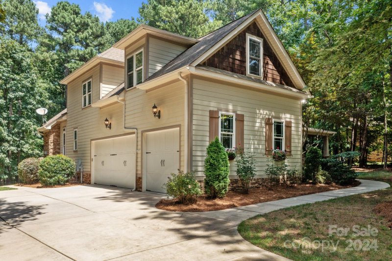 Property image 4 at 116 Liva Lane, Mooresville, NC 28117