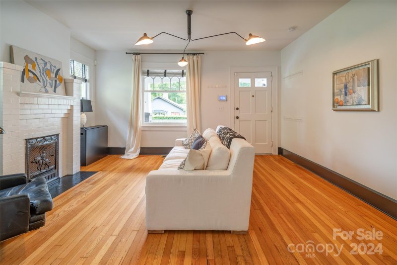 Property image 5 at 69 Annandale Avenue, Asheville, NC 28801