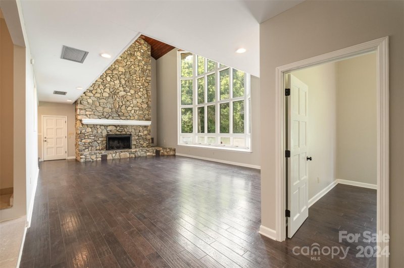 Property image 2 at 118 Pintail Run Lane, Mooresville, NC 28117