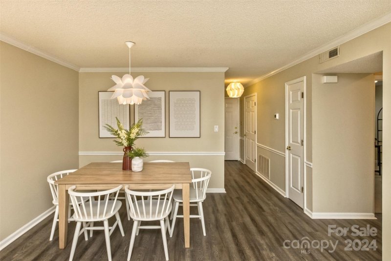 Property image 2 at 603 Abbey Circle, Asheville, NC 28805