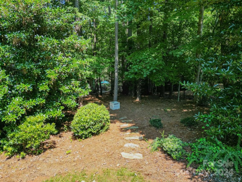 Property image 2 at 2251 Capes Cove Drive, Sherrills Ford, NC 28673
