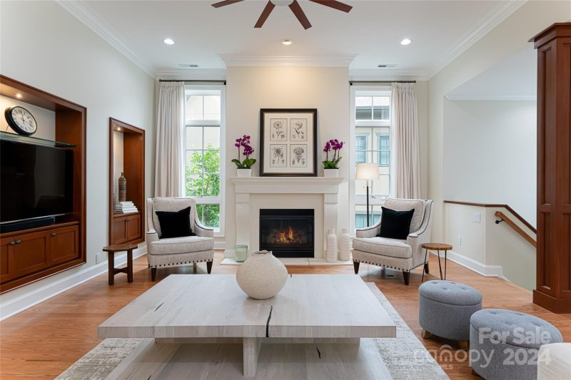 Property image 4 at 83 Chantilly Drive, Asheville, NC 28804