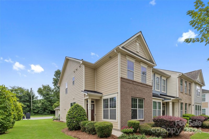 Property image 3 at 3164 Bending Birch Place, Charlotte, NC 28206