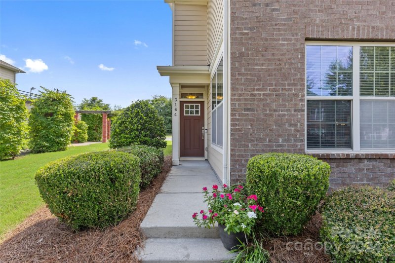 Property image 4 at 3164 Bending Birch Place, Charlotte, NC 28206