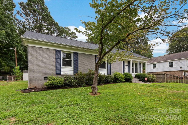 Property image 3 at 6334 Beecher Drive, Charlotte, NC 28215