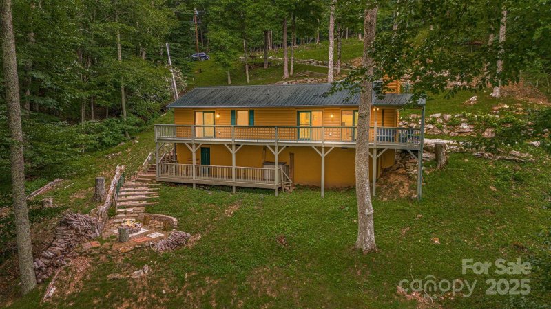 Property image 3 of 73 Oak Ridge Court in Wolf Laurel, Mars Hill, NC 28754