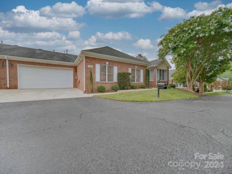 Property image 5 at 11438 Olde Turnbury Court, Charlotte, NC 28277