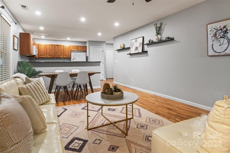 Property image 5 at 15 Rotunda Circle, Asheville, NC 28806