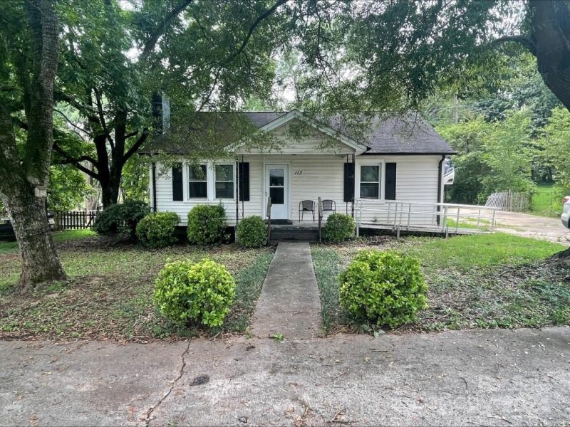 Property image 2 at 113 Church Street, High Shoals, NC 28077