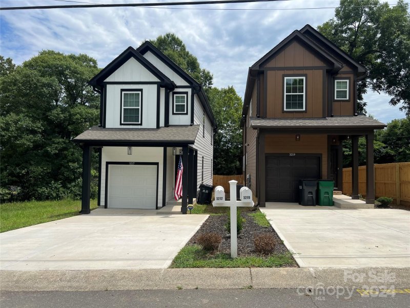 Property image 2 at 3211 Ross Avenue, Charlotte, NC 28208