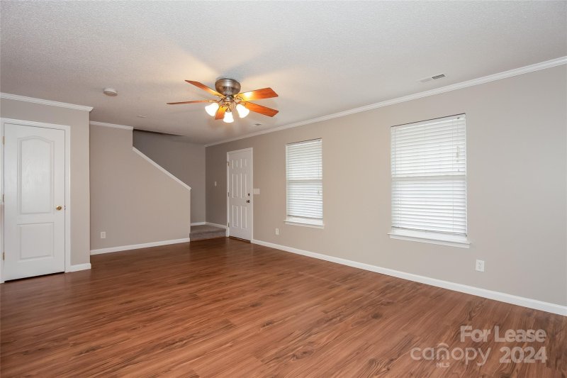 Property image 4 at 129 Peterborough Drive, Mooresville, NC 28115