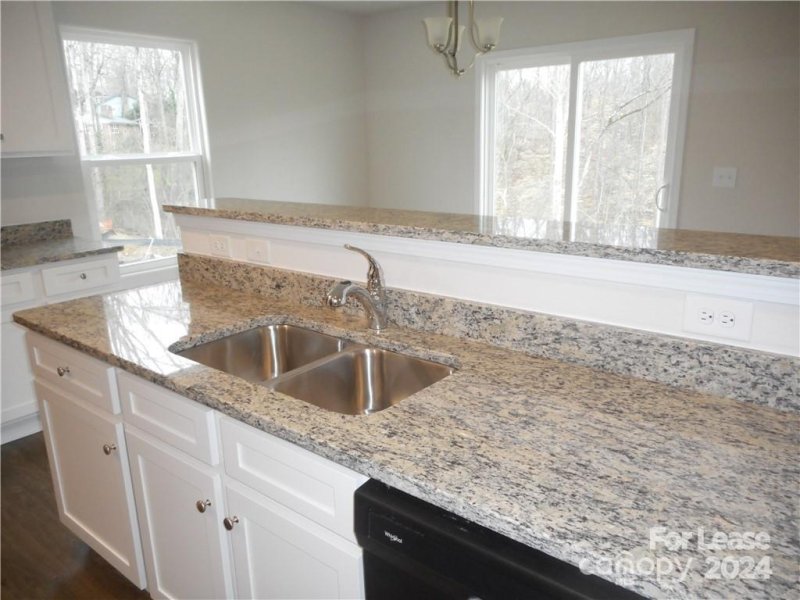 Property image 3 at 2005 Talbert Court, Charlotte, NC 28214