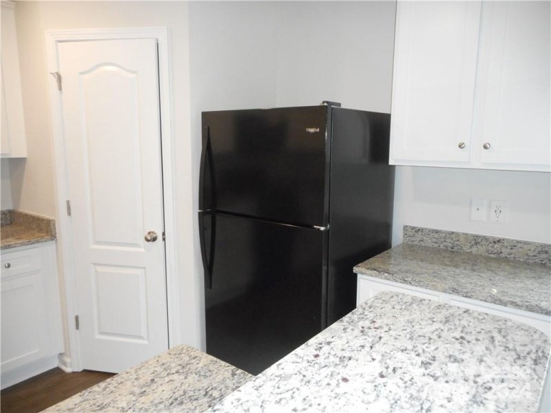 Property image 5 at 2005 Talbert Court, Charlotte, NC 28214