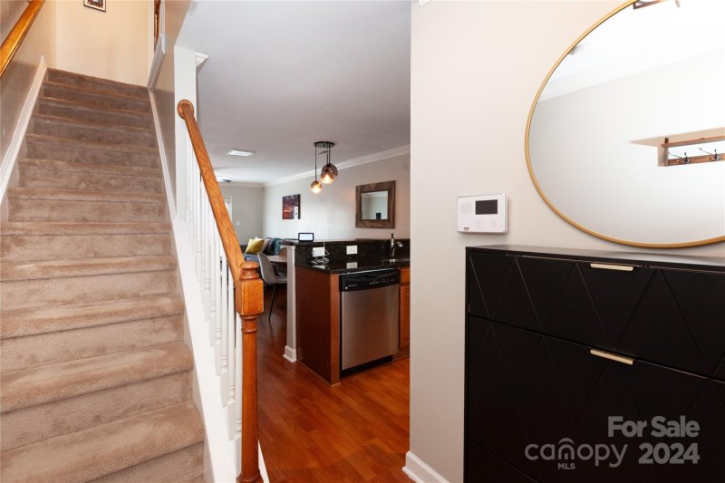 Property image 3 at 1348 Green Oaks Lane, Charlotte, NC 28205