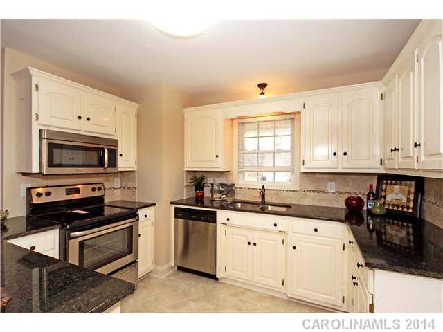 Property image 2 at 884 Creekside Drive, Lincolnton, NC 28092