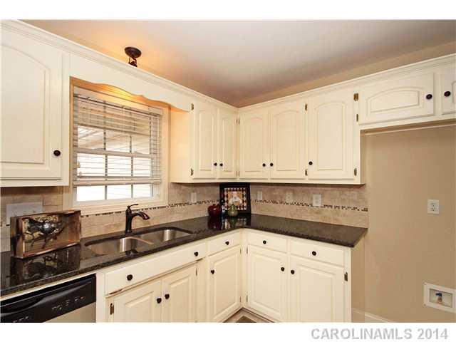 Property image 3 at 884 Creekside Drive, Lincolnton, NC 28092