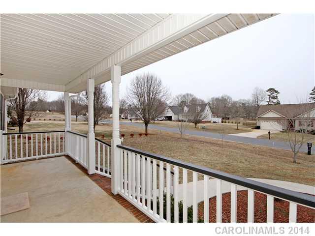 Property image 4 at 884 Creekside Drive, Lincolnton, NC 28092