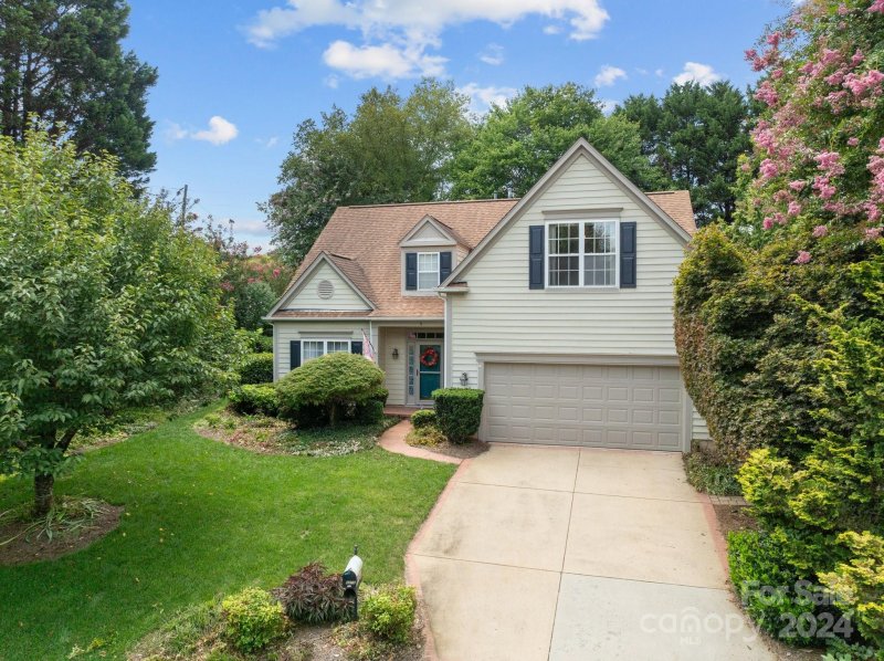 Property image 3 at 14203 Springsure Court, Huntersville, NC 28078