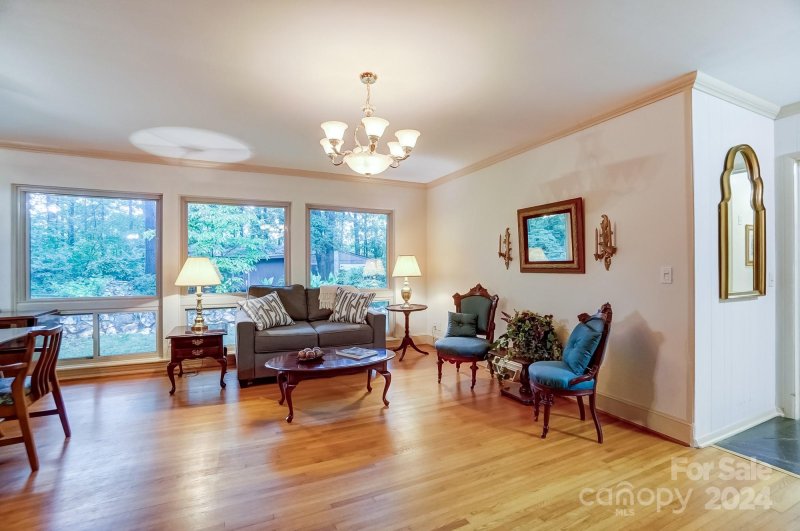 Property image 3 at 1601 Woodberry Road, Charlotte, NC 28212