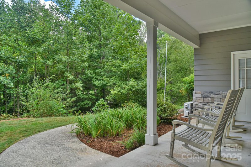 Property image 3 at 1 Wallington Court, Flat Rock, NC 28731