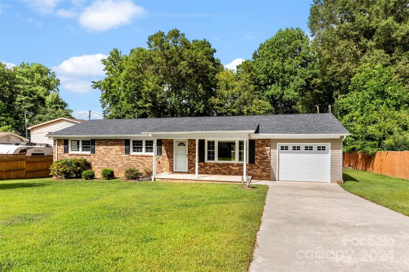 Property image 3 at 2514 Cove Creek Drive, Gastonia, NC 28056