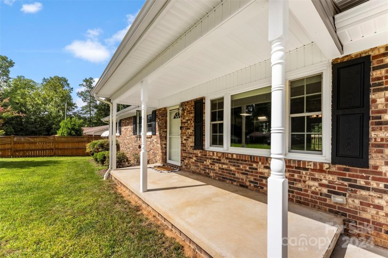 Property image 5 at 2514 Cove Creek Drive, Gastonia, NC 28056