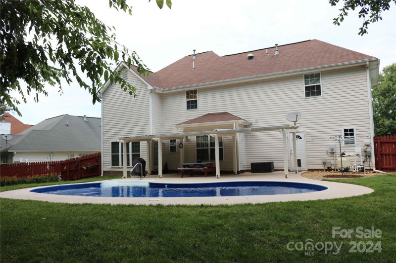 Property image 4 at 3954 Longwood Drive, Concord, NC 28027