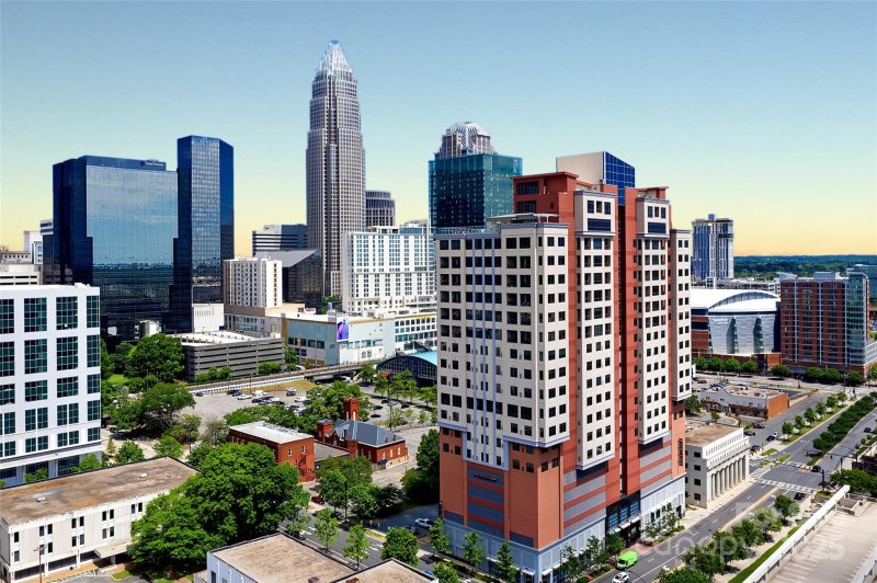 Property image 2 at 222 S Caldwell Street, Charlotte, NC 28202