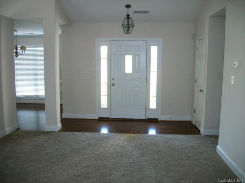 Property image 2 at 413 Oak Leigh Lane, Oakboro, NC 28129