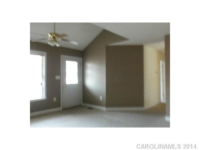 Property image 3 at 900 Creekside Drive, Lincolnton, NC 28092
