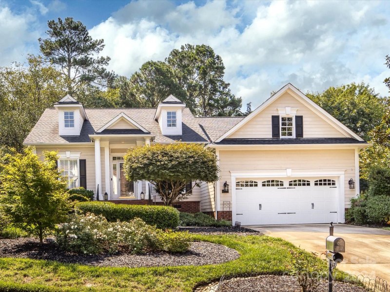 6909 Rock Dove Court