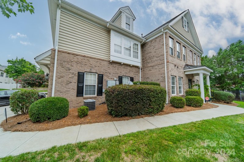 Property image 2 at 15313 Pahlmeyer Lane, Charlotte, NC 28277