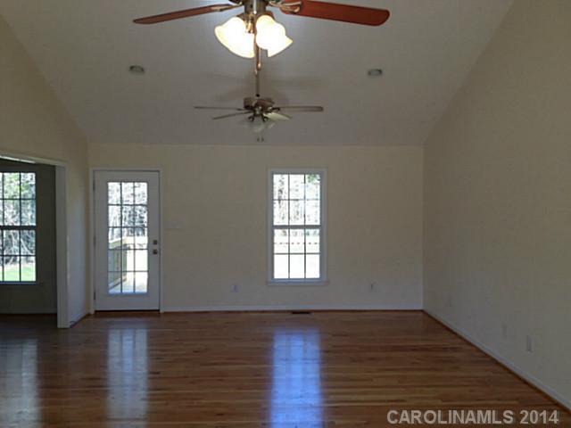 Property image 3 at 1512 Kinglet Drive, York, SC 29745