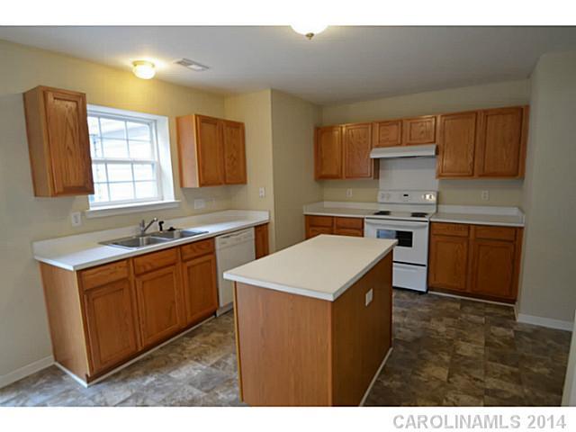 Property image 4 at 14329 Carolina Forest Court, Charlotte, NC 28273