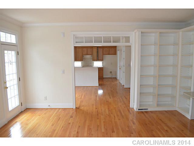 Property image 4 at 10645 Knox Avenue, Matthews, NC 28105