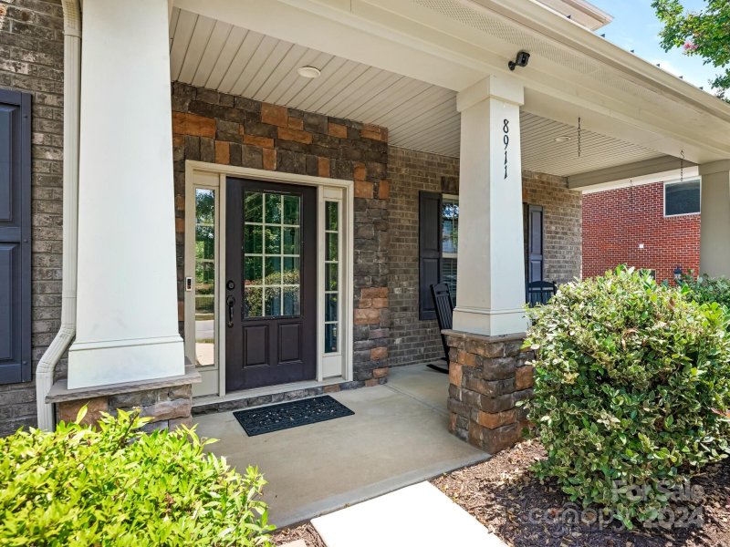Property image 2 at 8911 Tamarron Drive, Charlotte, NC 28277