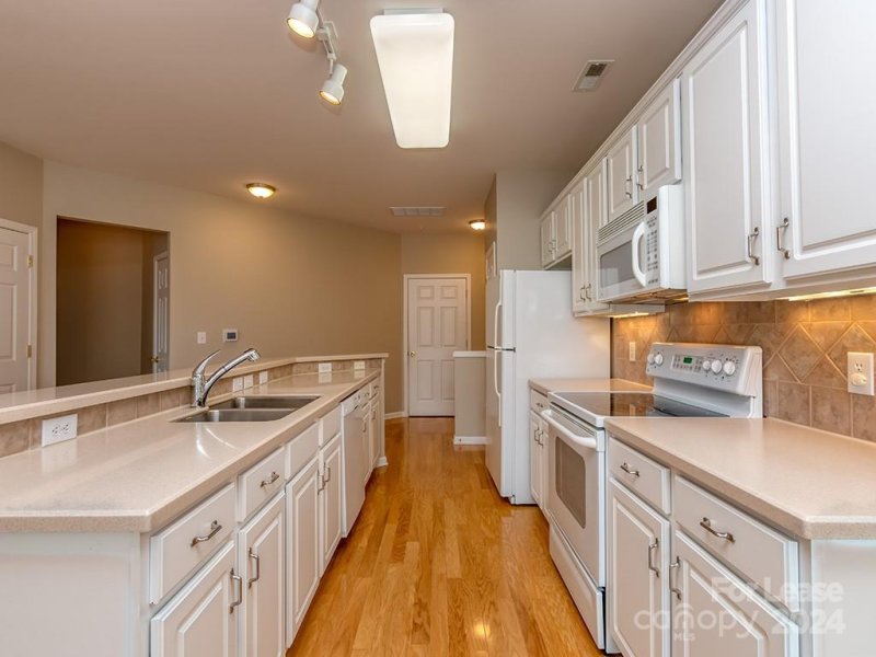 Property image 2 at 14339 San Paolo Lane, Charlotte, NC 28277