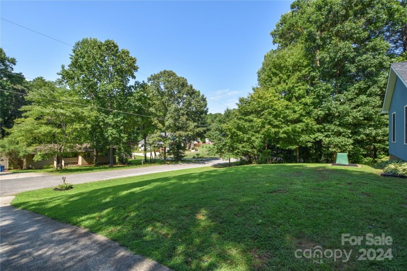 Property image 3 at 121 Rustic Way Lane, Mooresville, NC 28117