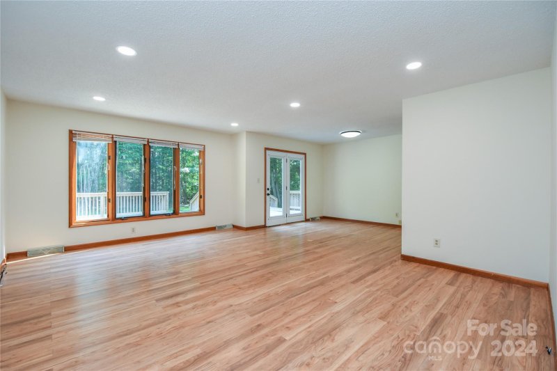 Property image 5 at 121 Rustic Way Lane, Mooresville, NC 28117