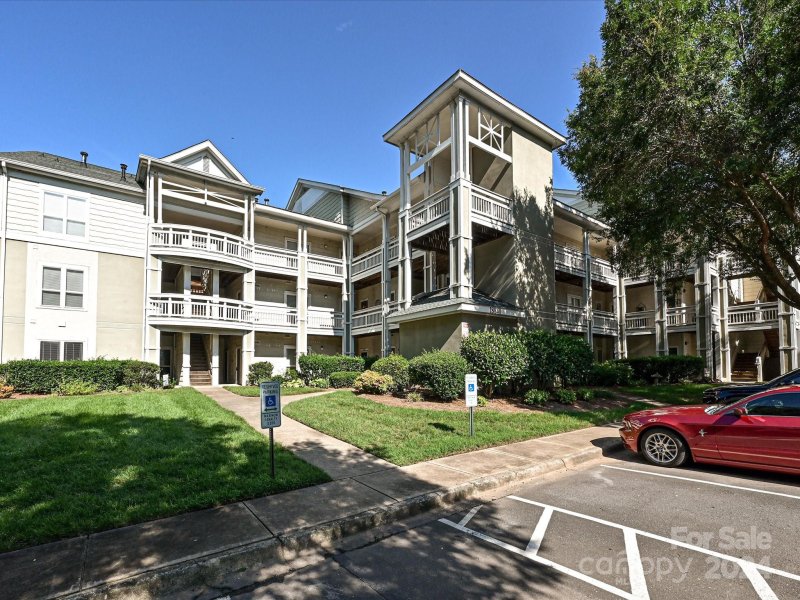 Property image 3 at 18840 Nautical Drive, Cornelius, NC 28031