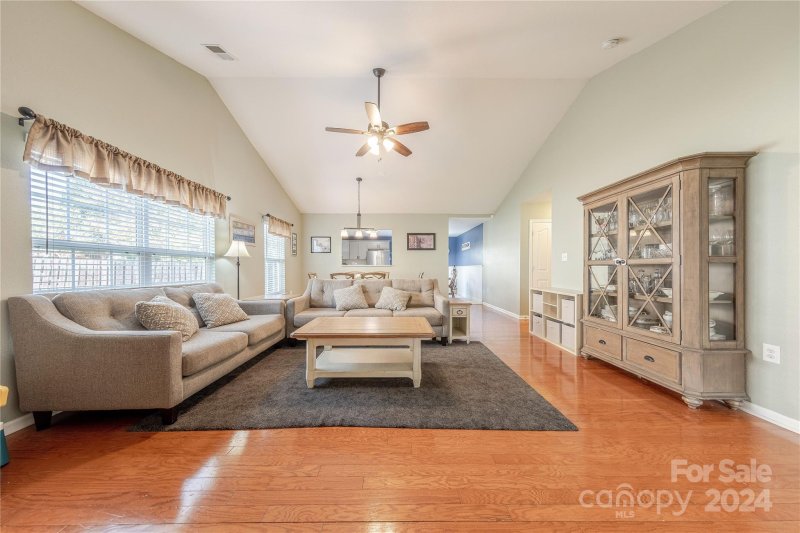 Property image 3 at 15212 Edgewater Forest Lane, Charlotte, NC 28278