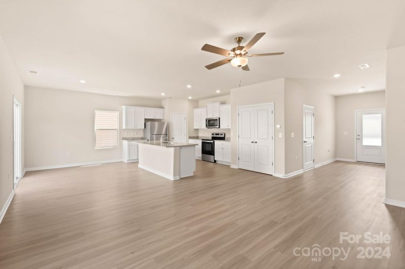 Property image 2 at 6452 Lowe Lane, Charlotte, NC 28214