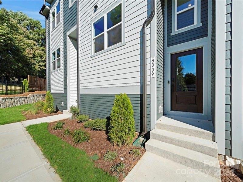 Property image 3 at 8009 Elevate Court, Charlotte, NC 28205