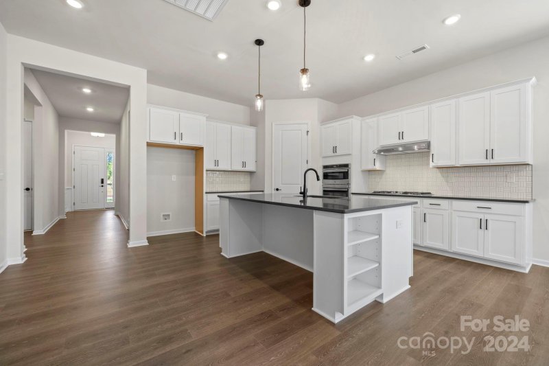 Property image 5 at 4042 Caymen Bay Court, Tega Cay, SC 29708