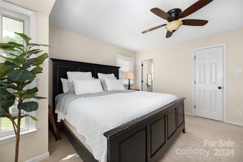 Property image 3 at 768 Marsh Road, Charlotte, NC 28209