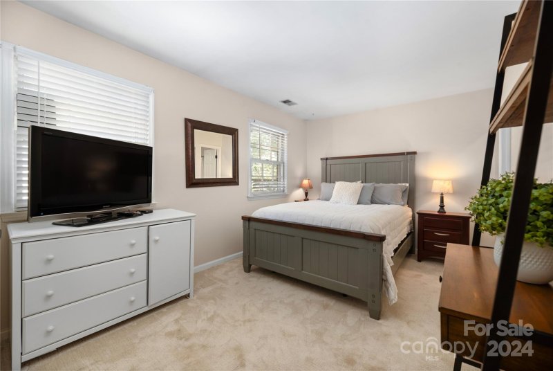 Property image 5 at 768 Marsh Road, Charlotte, NC 28209