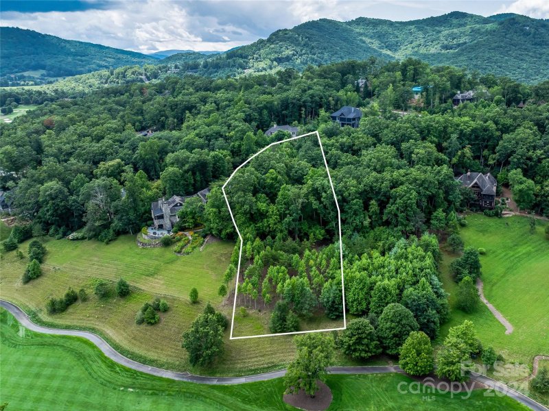 Property image 5 of 1822 Bella Vista Court in The Cliffs At Walnut Cove, Arden, NC 28704